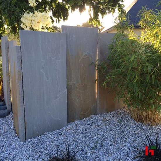 Palissades - Kandla, Natuursteen Palissade - Zandsteen 25 x 8 x 125 cm Gekliefd Natuurruw Grey - Bauma stone