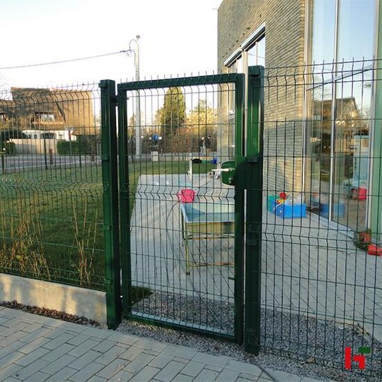 zeven Pardon Automatisch Gelakte poort met staalmatvulling 2D - Enkel Groen (RAL 6005) 160 cm 150 cm  | Hilfra